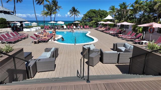 5225 Collins Ave 1204, Miami Beach, FL 33140