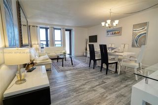 5225 Collins Ave 1204, Miami Beach, FL 33140