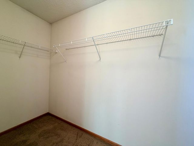 4963 Emmit Drive N 1, Hugo, MN 55038