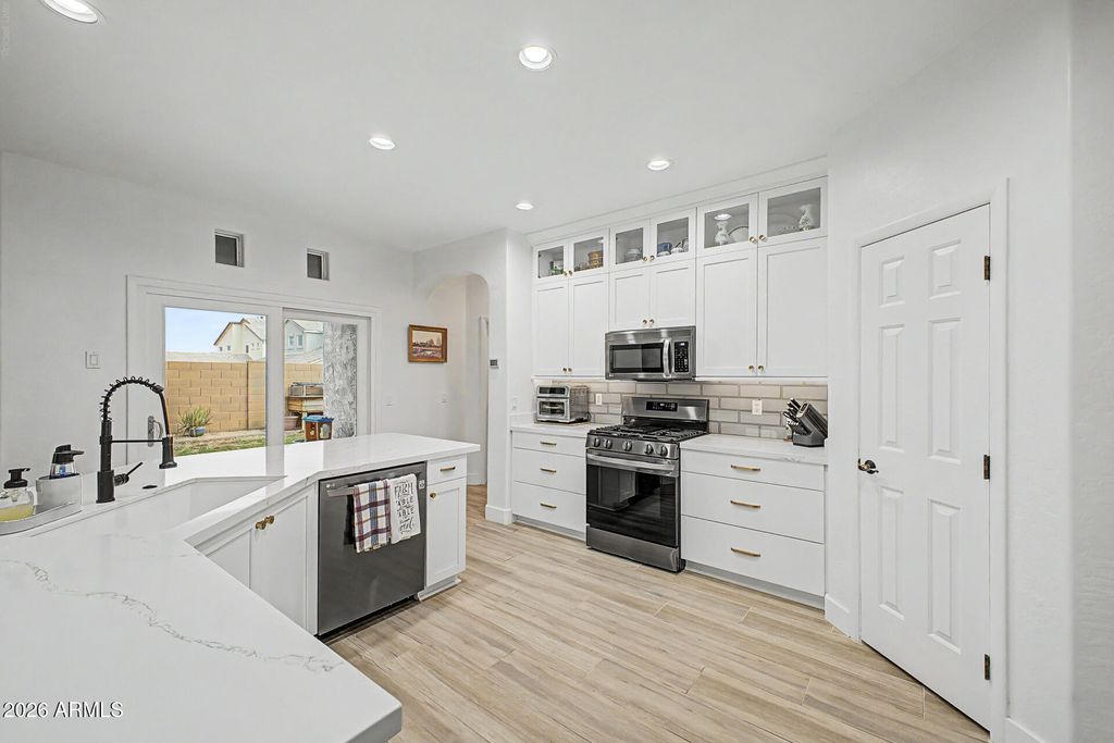 10547 W DESERT STAR Lane, Peoria, AZ 85382 — exterior