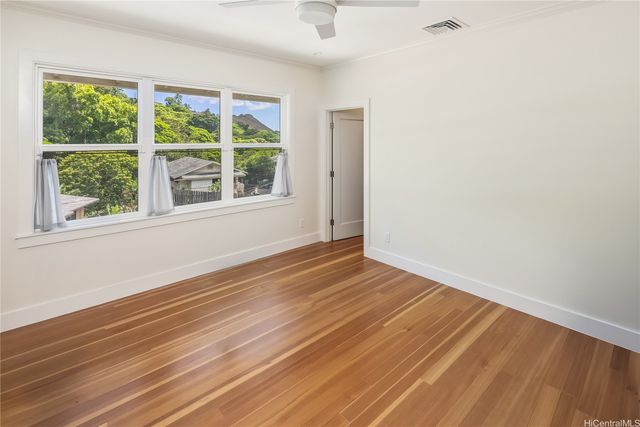 2463 Kekuanoni Street, Honolulu, HI 96813