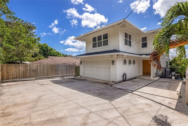 2463 Kekuanoni Street, Honolulu, HI 96813