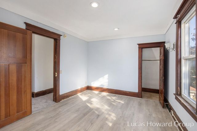 737 Dolbee Avenue Se, City Of Grand Rapids, MI 49506