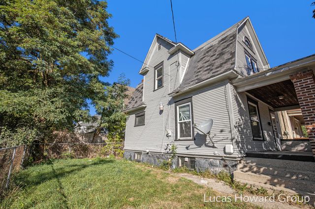 737 Dolbee Avenue Se, City Of Grand Rapids, MI 49506