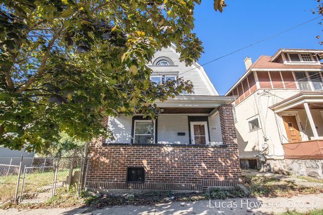 737 Dolbee Avenue Se, City Of Grand Rapids, MI 49506