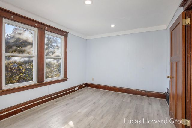 737 Dolbee Avenue Se, City Of Grand Rapids, MI 49506
