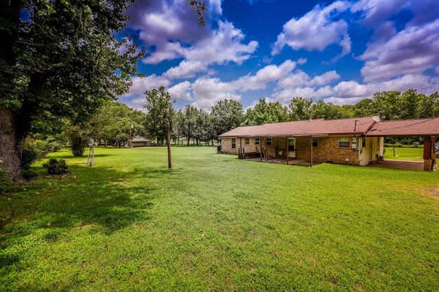 3127 CR 222, Henderson, TX 75652