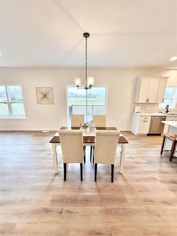 1117 Nordland Drive, Stoughton, WI 53589