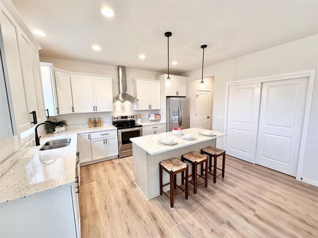 1117 Nordland Drive, Stoughton, WI 53589