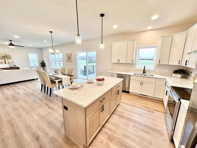 1117 Nordland Drive, Stoughton, WI 53589