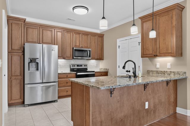 127 Riley Cir, Fayetteville, TN 37334