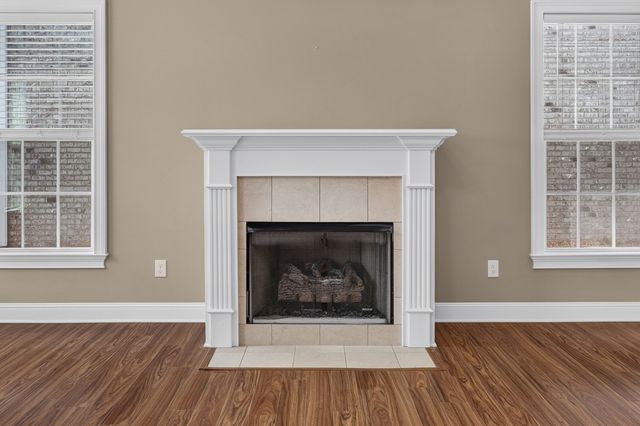 127 Riley Cir, Fayetteville, TN 37334