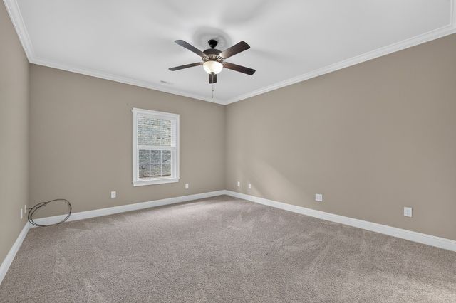 127 Riley Cir, Fayetteville, TN 37334