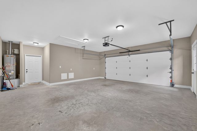 127 Riley Cir, Fayetteville, TN 37334