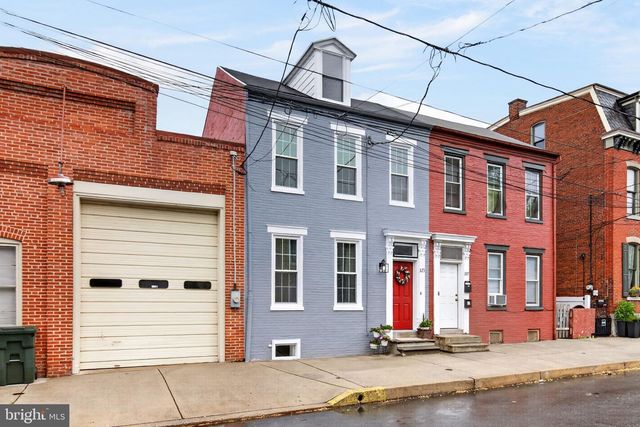 325 CHERRY ST, Columbia, PA 17512