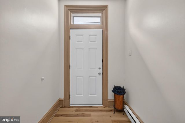 325 CHERRY ST, Columbia, PA 17512