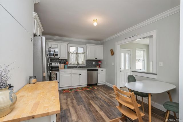 413 3rd Street, East Northport, NY 11731