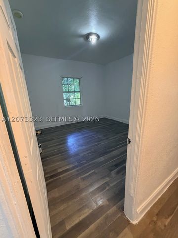 786 NW 75th St F, Miami, FL 33150