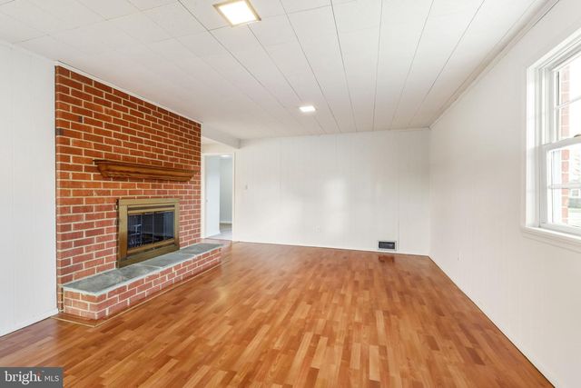 18724 BLOOMFIELD RD, Olney, MD 20832