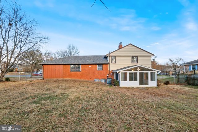 18724 BLOOMFIELD RD, Olney, MD 20832