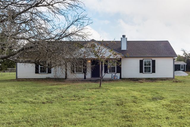 5828 Thousand Oaks Drive, Joshua, TX 76058