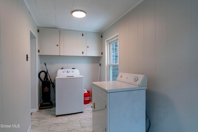 11 Moon Street, Fort Edward, NY 12828