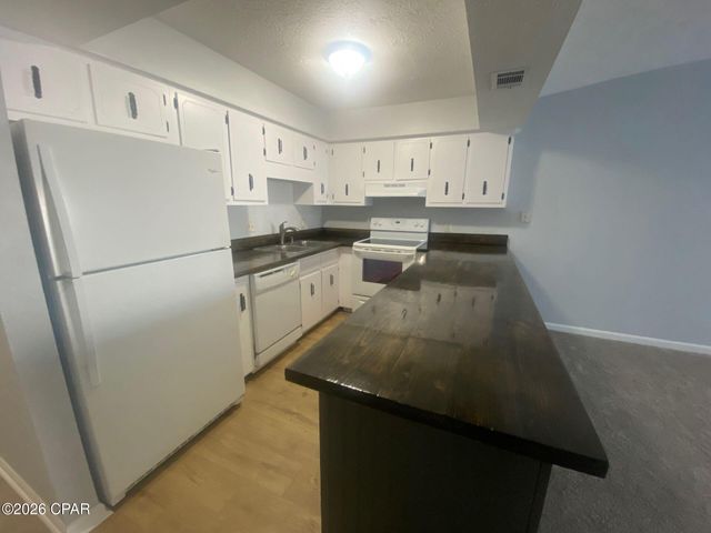 707 N 9th Street, Panama City, FL 32404