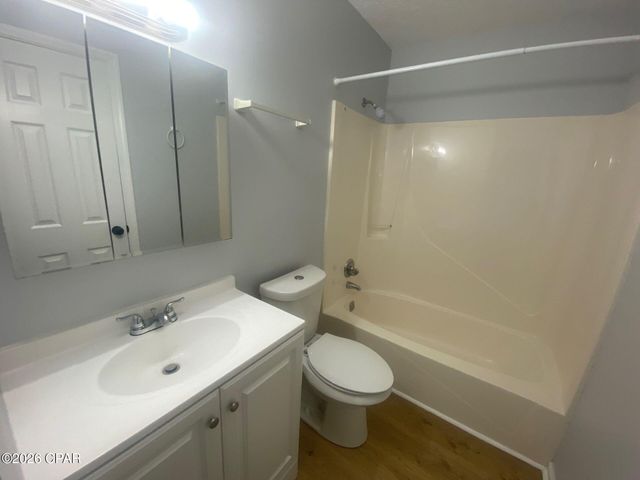 707 N 9th Street, Panama City, FL 32404