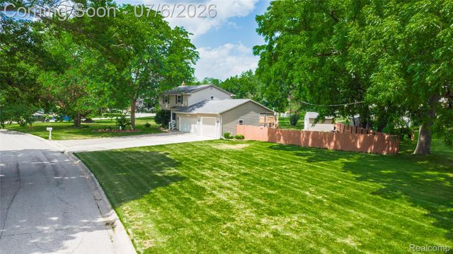 4191 Knollwood Drive, Grand Blanc Charter Township, MI 48439