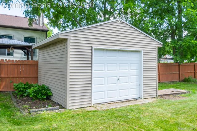 4191 Knollwood Drive, Grand Blanc Charter Township, MI 48439