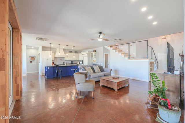 11422 N HAZELDINE Road, Casa Grande, AZ 85194