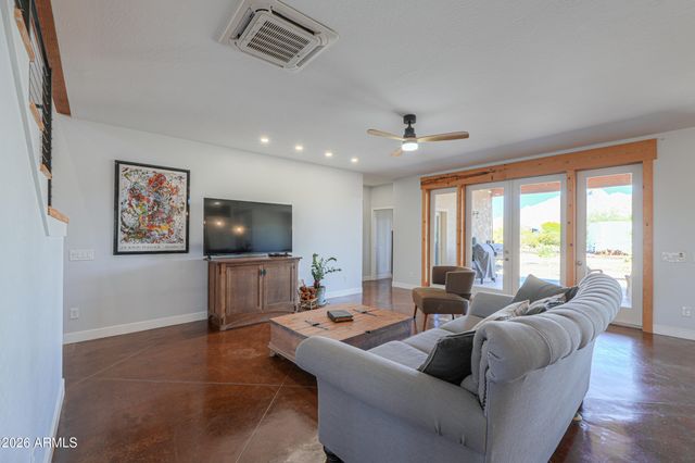 11422 N HAZELDINE Road, Casa Grande, AZ 85194