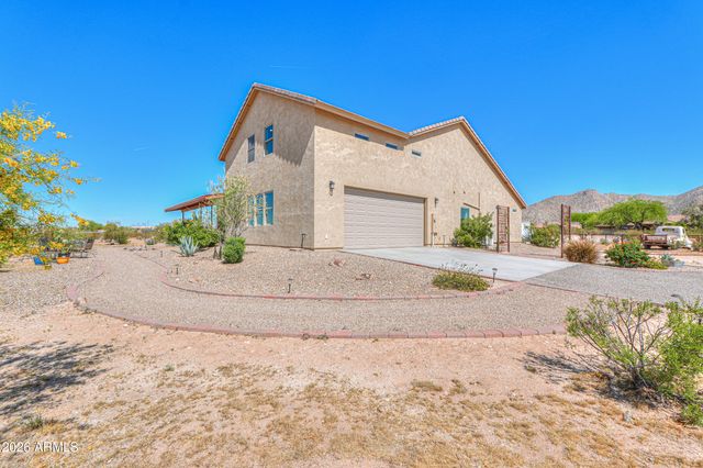 11422 N HAZELDINE Road, Casa Grande, AZ 85194