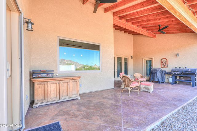 11422 N HAZELDINE Road, Casa Grande, AZ 85194