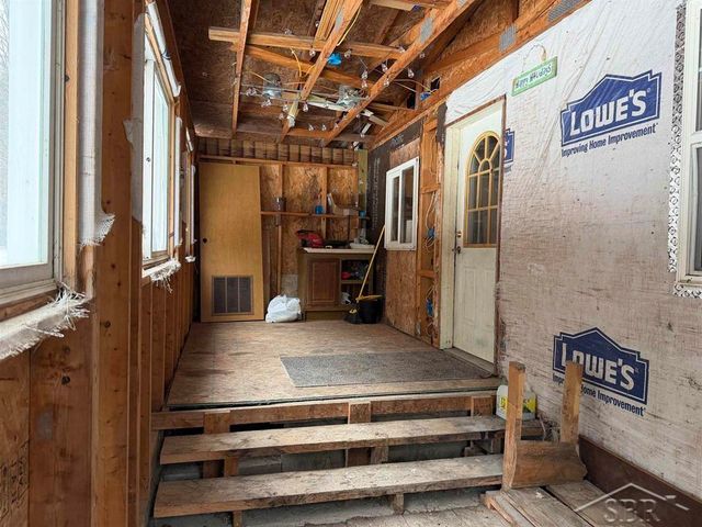 593 W Kessler Court, Sanford, MI 48657