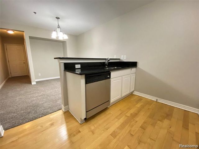 215 S Village Way, Canton, MI 48188