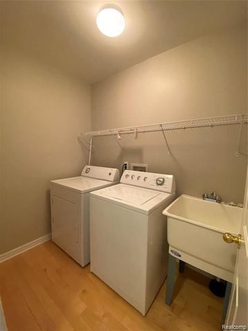 215 S Village Way, Canton, MI 48188