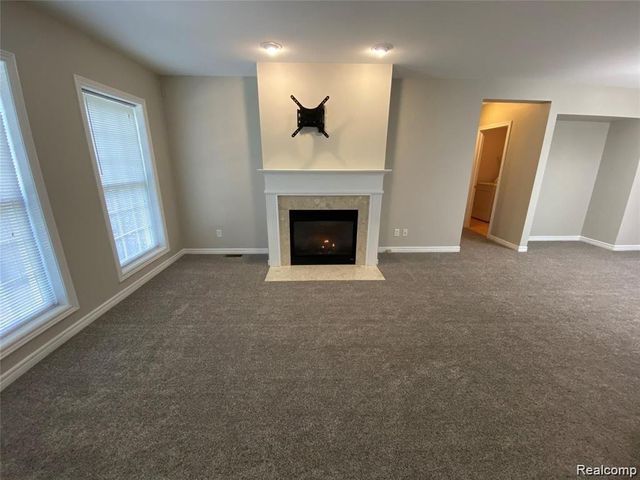 215 S Village Way, Canton, MI 48188