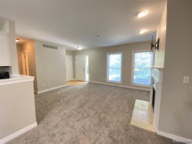 215 S Village Way, Canton, MI 48188