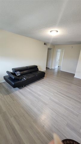 834 SKY LAKE CIRCLE C, Orlando, FL 32809