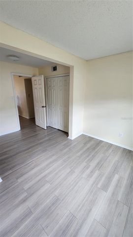 834 SKY LAKE CIRCLE C, Orlando, FL 32809