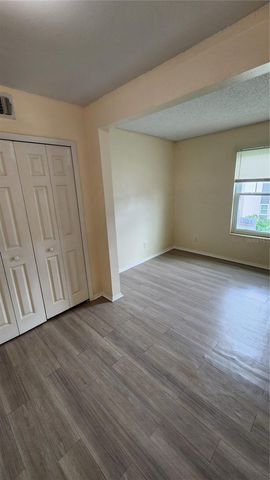 834 SKY LAKE CIRCLE C, Orlando, FL 32809