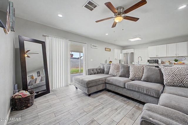 2026 W OREGON Avenue, Phoenix, AZ 85015