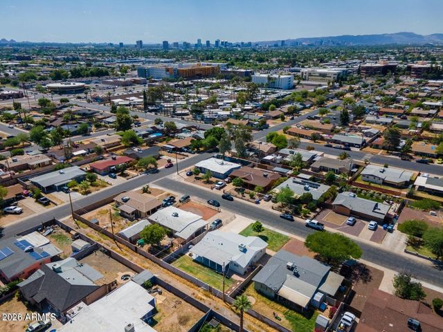 2026 W OREGON Avenue, Phoenix, AZ 85015