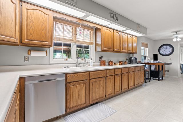 1686 Laurel Creek Drive 1686 Laurel Creek Drive, Troy, OH 45373