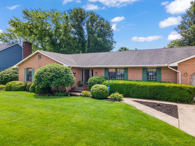 1686 Laurel Creek Drive 1686 Laurel Creek Drive, Troy, OH 45373
