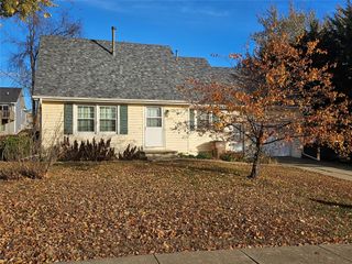 1410 Hunter Drive, Norwalk, IA 50211