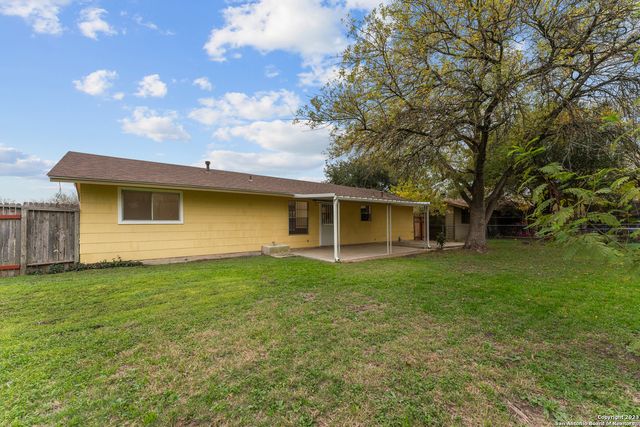 8627 Cape Valley St, San Antonio, TX 78227
