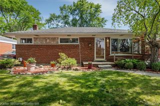 23131 Recreation Street, St. Clair Shores, MI 48082