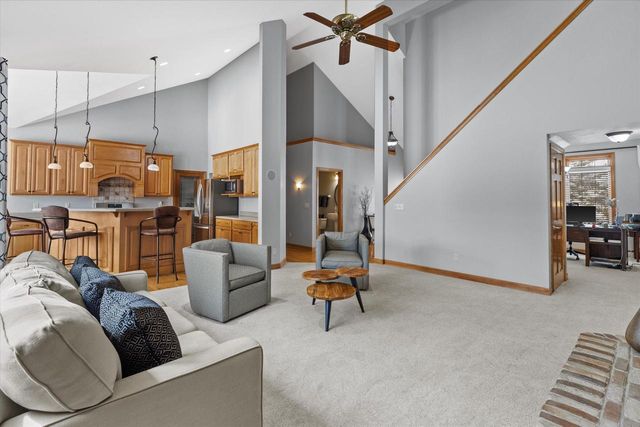 W177N5440 Legend COURT, Menomonee Falls, WI 53051